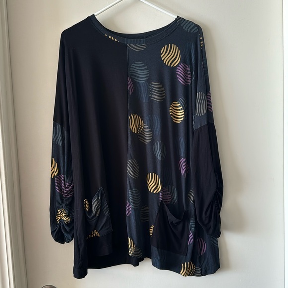 Flutter Mixed Print Tunic Tee - Picture 1 of 8